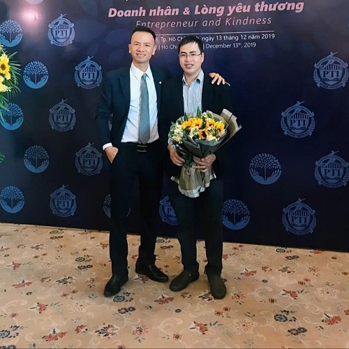 Giám đốc trẻ Vũ Văn Thắng